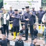 Komisi IV DPR RI Tanam Mangrove di Batam Kepri