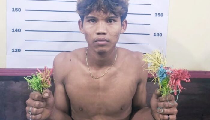 Ero Nikana Jagoan Eh Dicokok Poisi, Rasain !! 