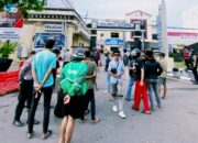 Massa Geruduk Polrestabes Makassar