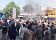 PKL Jalan Satando Ngamuk, Hadang Eskavator