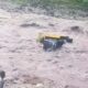 Banjir Dahsyat Seret Truk Pasir di Bontojai 